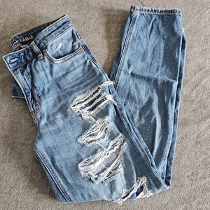 [American Eagle] ripped straight leg jeans - size 2 regular